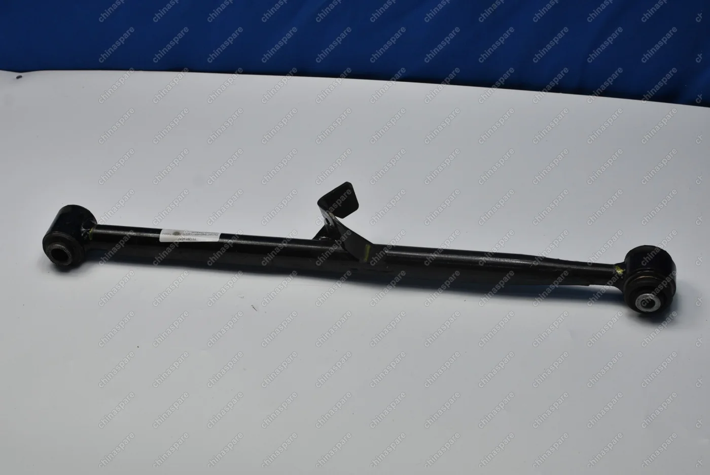 Рычаг задней подвески нижний правый Chery Tiggo