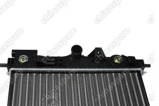 Радиатор охлаждения двигателя SAT 1,4/1,6 АКПП Chevrolet Cruze