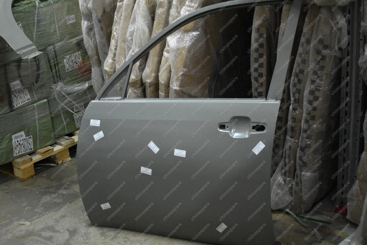 Дверь передняя левая Chery Tiggo (уценка)