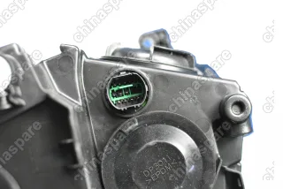 Фара головного света правая Changan CS35 Plus