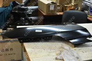 Крыло переднее правое Geely Coolray (уценка)