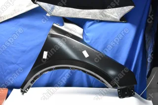 Крыло переднее правое Geely Coolray (уценка)