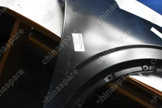 Крыло переднее правое Geely Coolray (уценка)