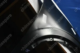 Крыло переднее правое Geely Coolray (уценка)