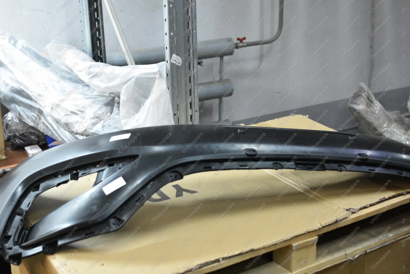 Бампер передний (верхняя часть) Geely Atlas (уценка) / 6010009400D