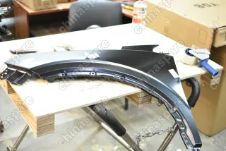 Крыло переднее левое Geely Coolray (уценка)