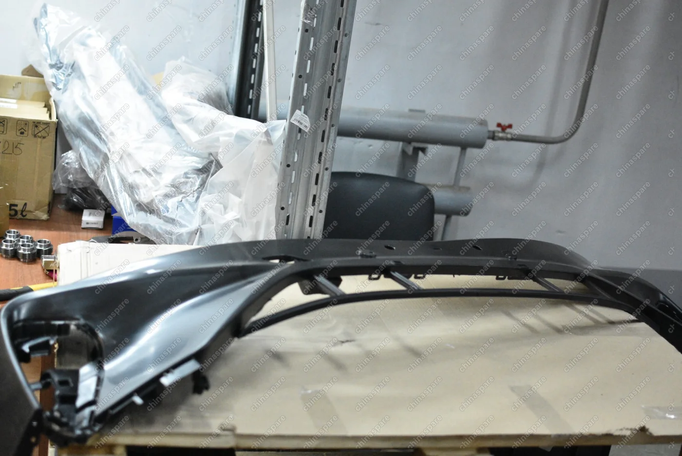 Бампер передний (верхняя часть) Geely Coolray (уценка)