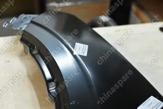 Крыло переднее левое Geely Coolray (уценка)