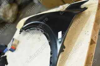 Крыло переднее левое Geely Coolray (уценка)