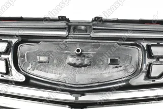 Решетка радиатора Geely Coolray
