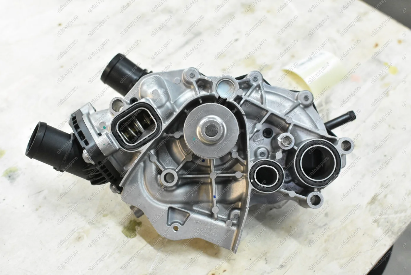 Насос водяной Geely Coolray (уценка)