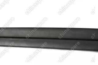 Молдинг стекла лобового левый Lifan X60 (уценка)