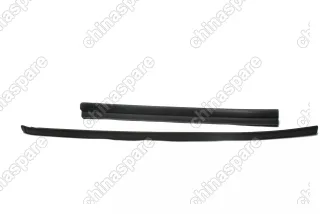 Молдинг стекла лобового правый Lifan X60 (уценка)