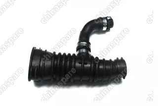 Патрубок воздушный Ford Focus 2