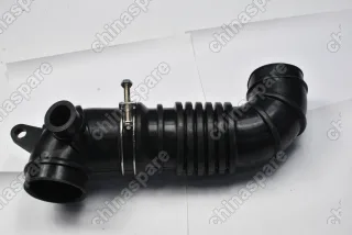 Патрубок воздушный Mitsubishi L200 KB4T 4D56