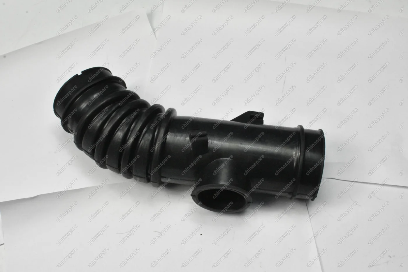 Патрубок воздушный Toyota Corolla AE100 AE104 4/5/7AFE