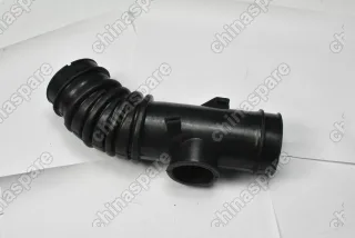 Патрубок воздушный Toyota Corolla AE100 AE104 4/5/7AFE