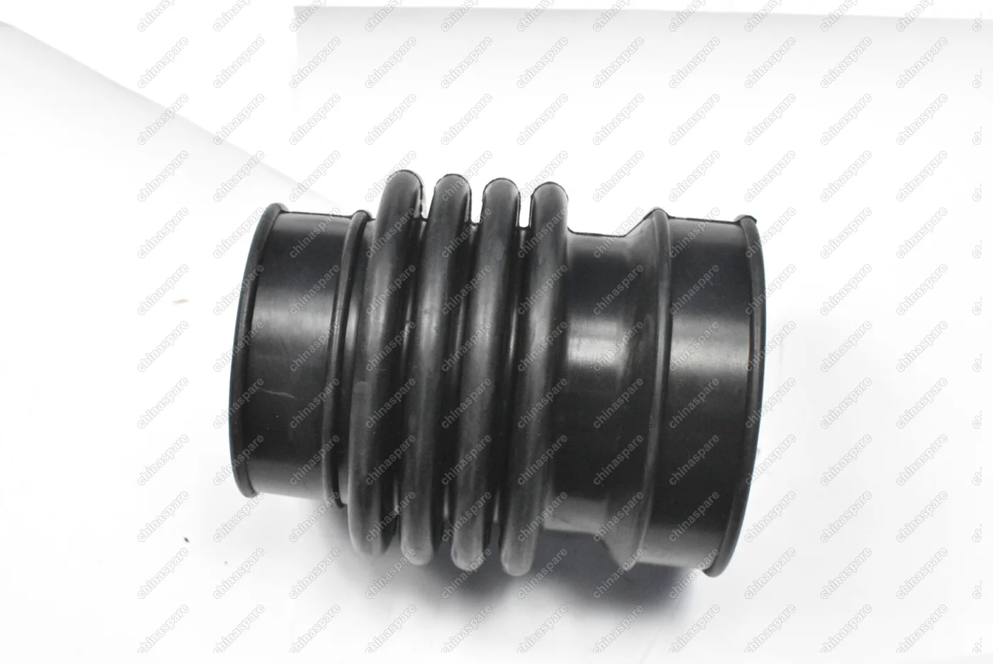 Патрубок воздушный Nissan Elgrand E50 / Terrano Regulus R50 VG33E, VQ35DE