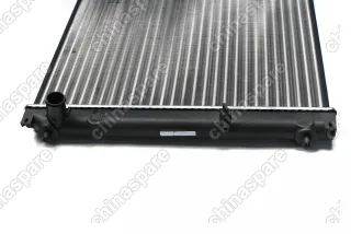 Радиатор охлаждения Suzuki Grand Vitara 2,0-2,5 A 98-