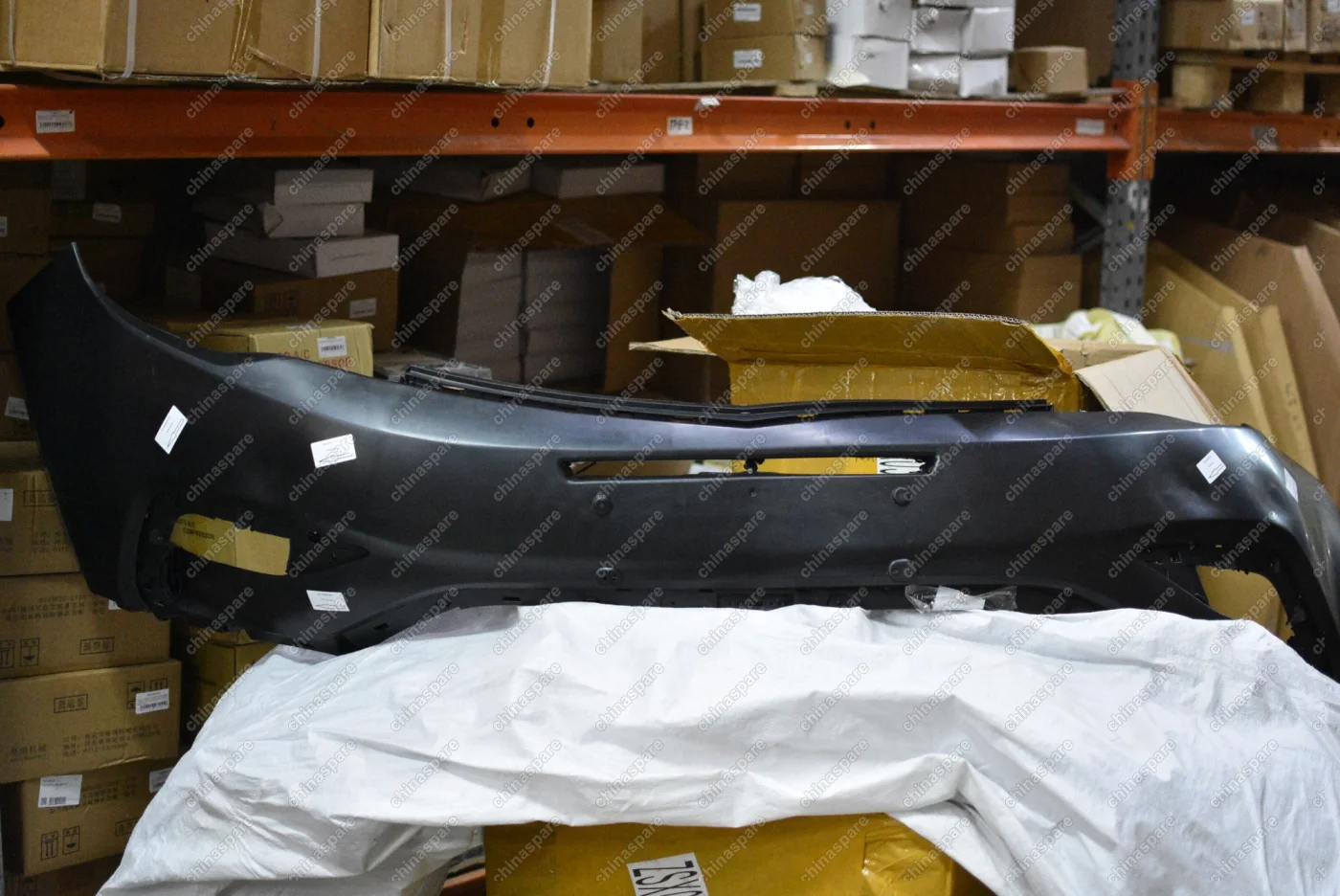 Бампер передний (верхняя часть) Geely Atlas (уценка)