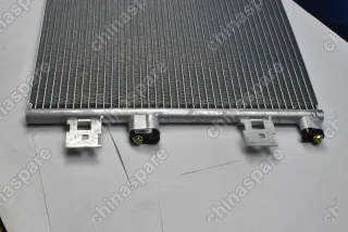 Радиатор кондиционера Renault Duster, Logan, Sandero / Lada Largus 05-