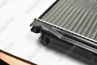 Радиатор охлаждения SAT Suzuki Grand Vitara, Escudo J20A/H20A/H25A 94-04