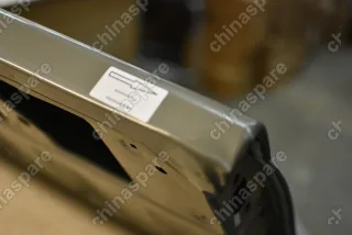 Дверь задняя нижняя (борт) грузового отсека пикапа Great Wall Wingle 3, 5