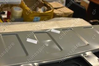 Дверь задняя нижняя (борт) грузового отсека пикапа Great Wall Wingle 3, 5 (уценка)