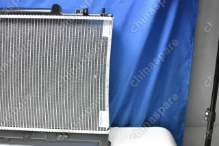 Радиатор охлаждения двигателя FAW Besturn X80 New (уценка)