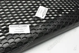 Решетка бампера нижняя передняя Chery (уценка)