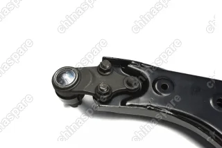 Рычаг подвески HYUNDAI ix35 (10-) KIA Sportage (10-) передний нижний правый (SH AUTO PARTS)