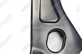 Рычаг подвески HYUNDAI ix35 (10-) KIA Sportage (10-) передний нижний правый (SH AUTO PARTS)