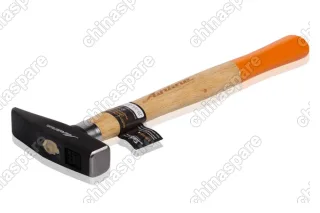 Молоток слесарный с деревянной рукояткой 300гр