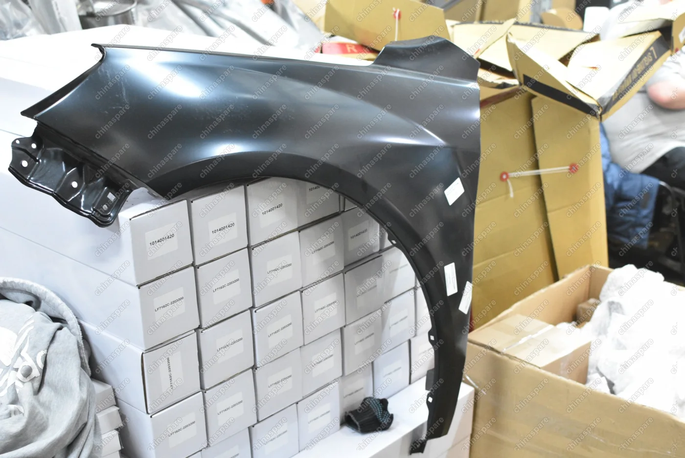 Крыло переднее левое SIMYI Geely Emgrand X7 (уценка)