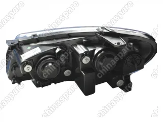 Фара головного света правая Geely Emgrand