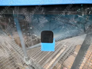 Стекло лобовое Mitsubishi Pajero III (зеленоголубая полоса, обогрев щеток)