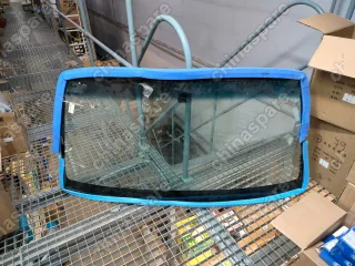 Стекло лобовое Mitsubishi Pajero III (зеленоголубая полоса)