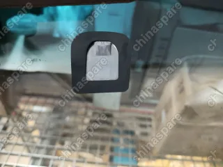 Стекло лобовое Mitsubishi Pajero III (зеленоголубая полоса)