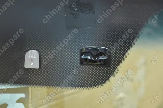 Стекло лобовое (обогрев щеток, датчик дождя) Kia Sorento II 09-12 (уценка)