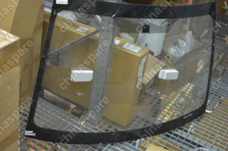 Стекло лобовое Lifan Cellia I 4D Sed бесцветное (без полосы) (уценка)