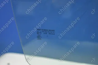 Стекло передней правой двери Chevrolet Aveo (T250) 2005-2011 / Aveo (T200) 2003-2008