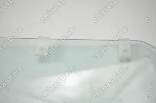 Стекло двери передней правой Chery Tiggo 2