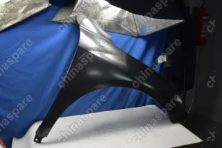 Крыло переднее правое SIMYI Geely Emgrand X7 (уценка)