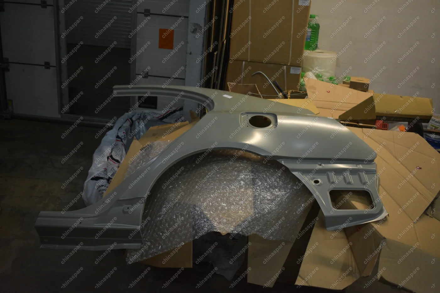 Крыло заднее левое SIMYI Geely Emgrand EC7 (уценка)