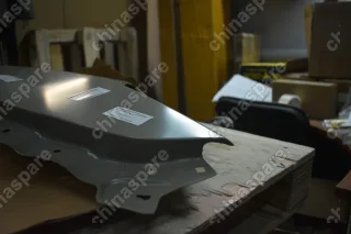 Крыло переднее правое SIMYI Geely MK, МК CROSS (уценка)