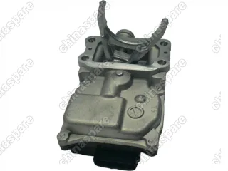 Актуатор переднего моста (вакуумный) Toyota Hilux / 4Runner 05-