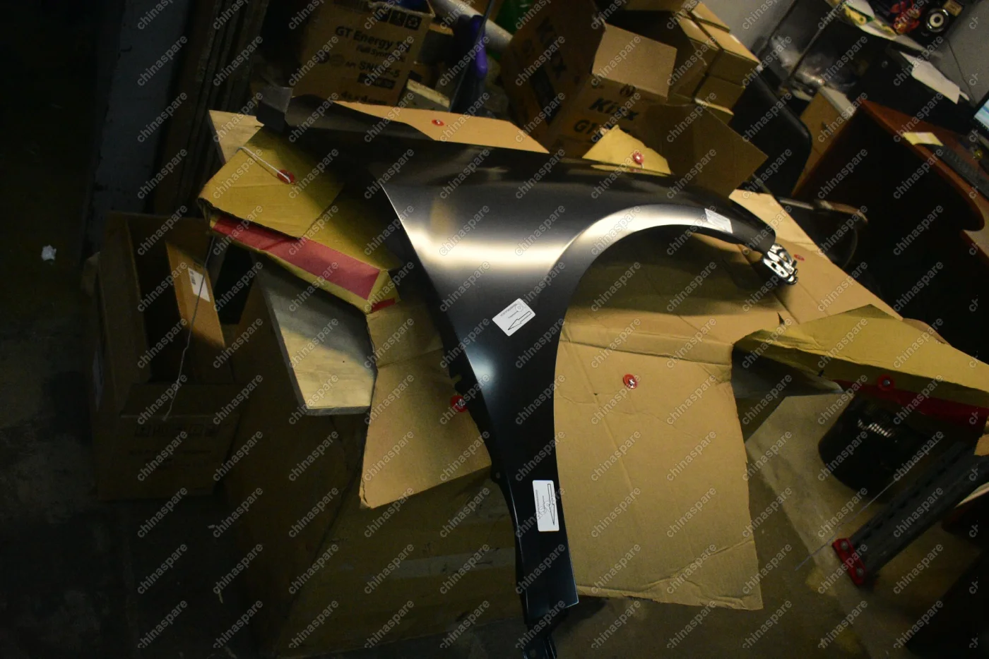 Крыло переднее правое SIMYI Geely Emgrand X7 (уценка)