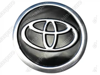 Наклейки на колпак ступицы с эмблемой Toyota