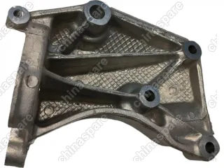 Кронштейн двигателя