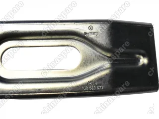 Крюк буксировочный Volkswagen Golf IV